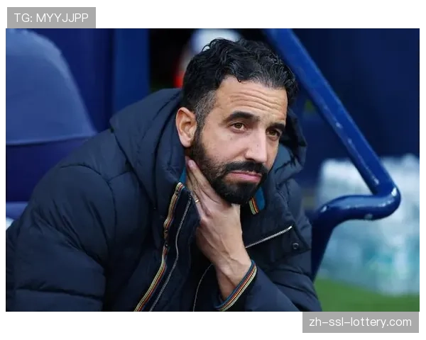 社论：天空体育评论员内维尔撰文，称现代足球的胜负愈发取决于转换效率